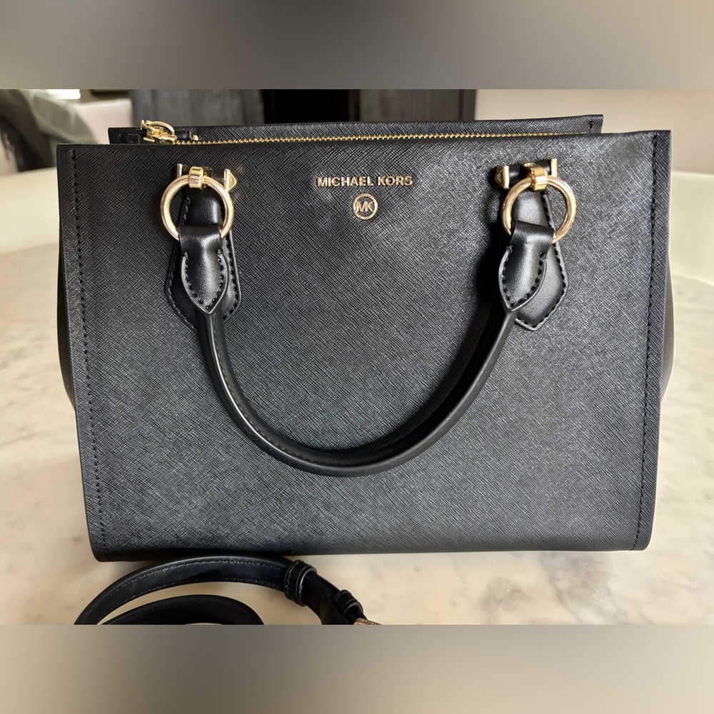 Michael Kors Black Marilyn Medium Satchel with Crossbody Strap - Picture 4 of 11